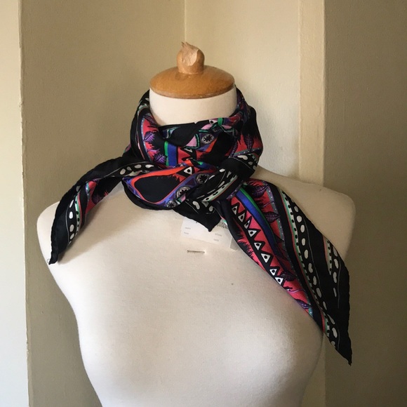 Roberto Cavalli scarf - Picture 5 of 11